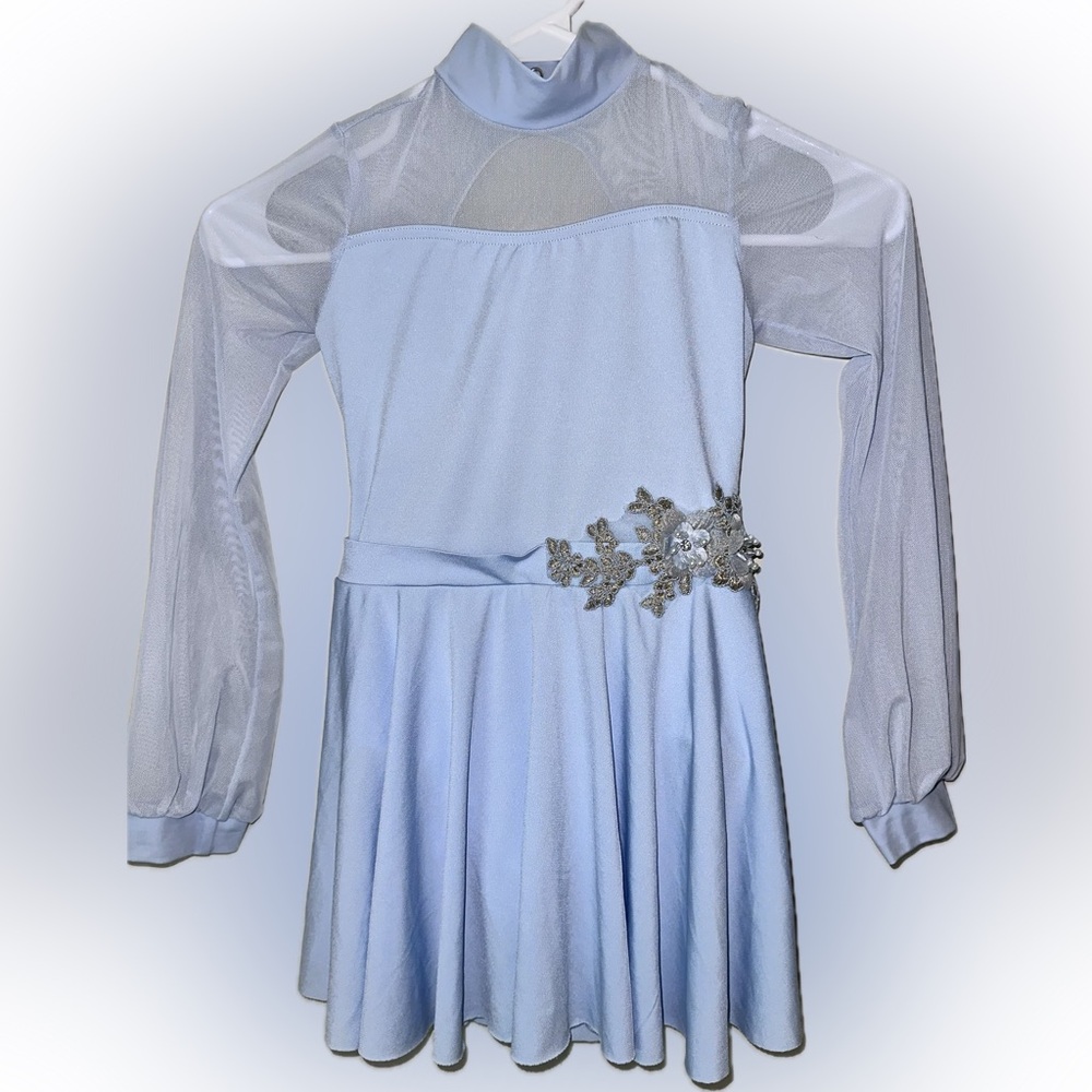 Weissman light blue dress. “The Poet” Size 7/8.